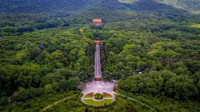 新唐遗玉，自然美景的治愈之旅最新章节