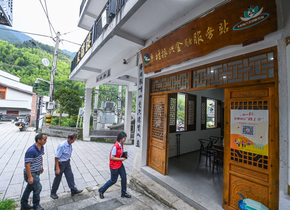 平度门面房出售，小巷独特风情，等你来探索的商业宝地！